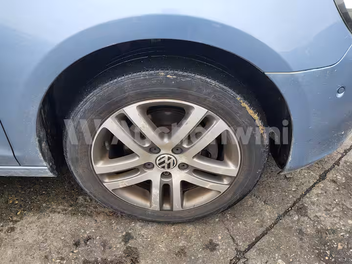 Volkswagen Golf 2012 — 19
