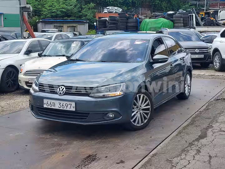 Volkswagen Jetta 2014 — 2