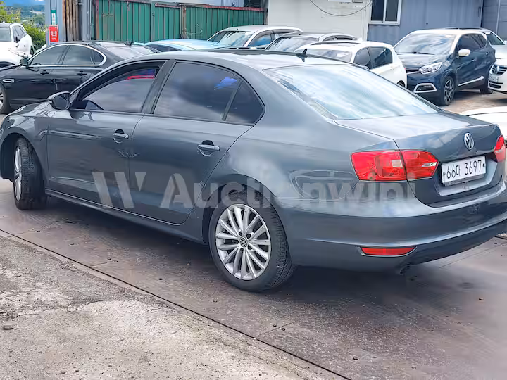Volkswagen Jetta 2014 — 3