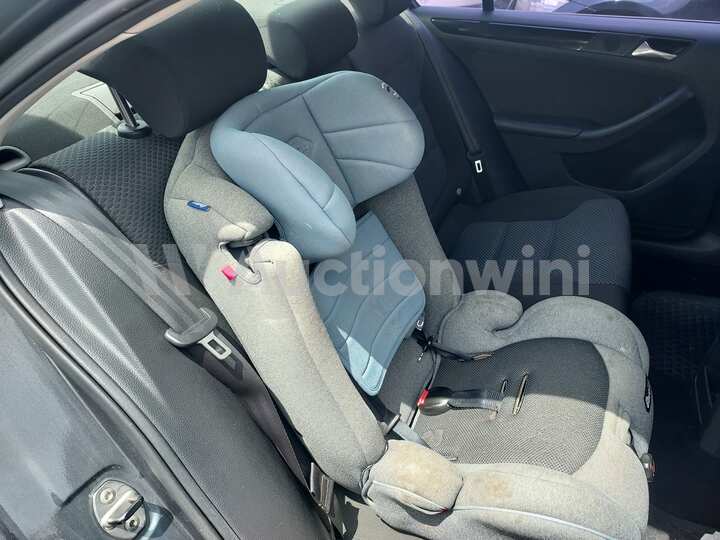 Volkswagen Jetta 2014 — 30