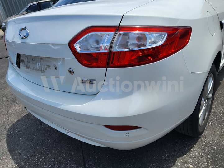 Renault SM3 2015 — 17