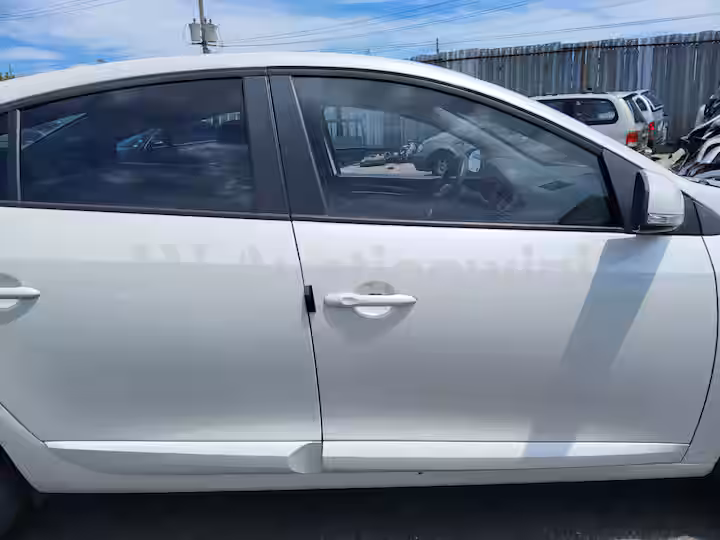 Renault SM3 2015 — 19