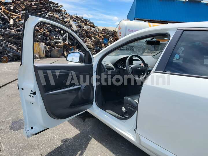 Renault SM3 2015 — 44