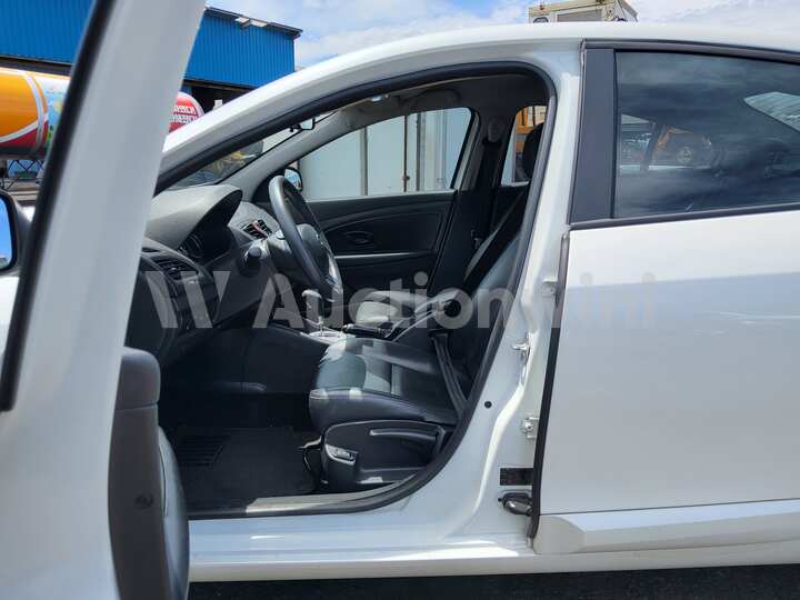 Renault SM3 2015 — 45