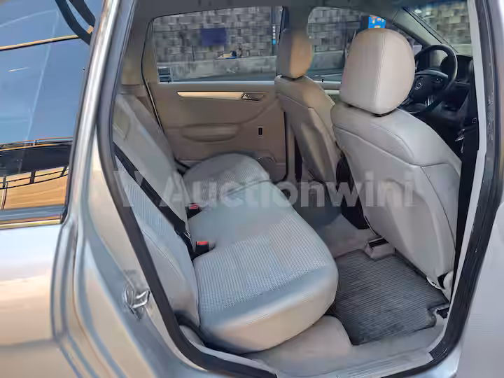 Mercedes Benz B Class 2008 — 40