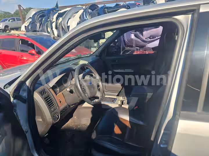 Ford Escape 2008 — 4