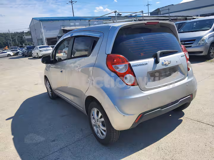 Chevrolet Spark 2015 — 4