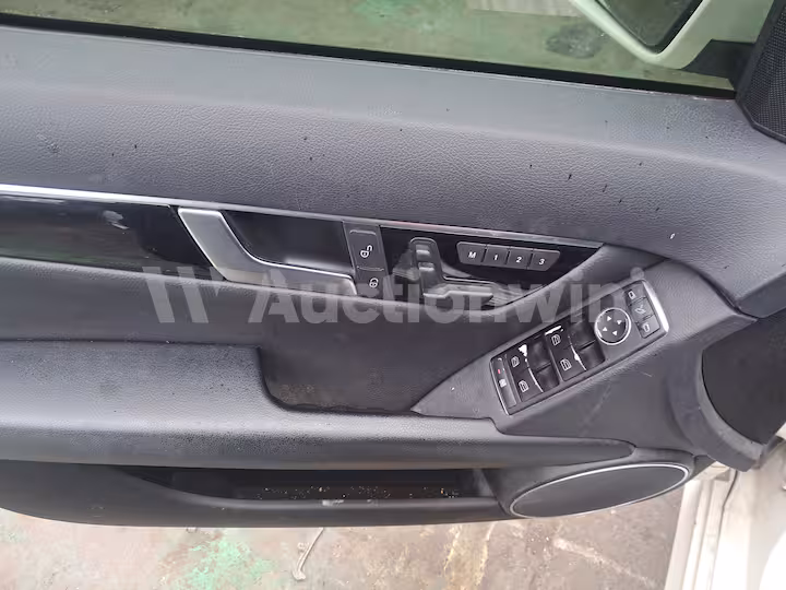 Mercedes Benz C Class 2014 — 12
