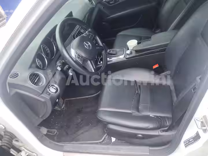 Mercedes Benz C Class 2014 — 23