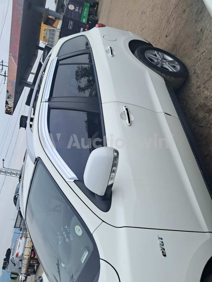 Hyundai SantaFe 2010 — 4