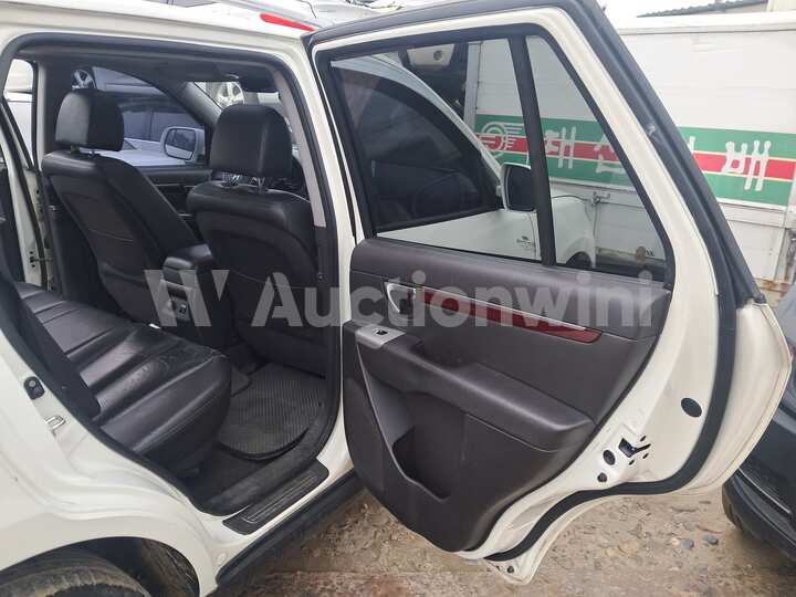 Hyundai SantaFe 2010 — 34