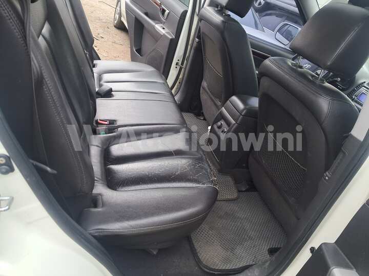 Hyundai SantaFe 2010 — 35