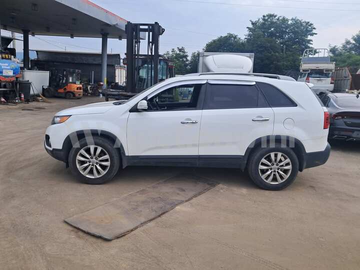 Kia Sorento 2011 — 2