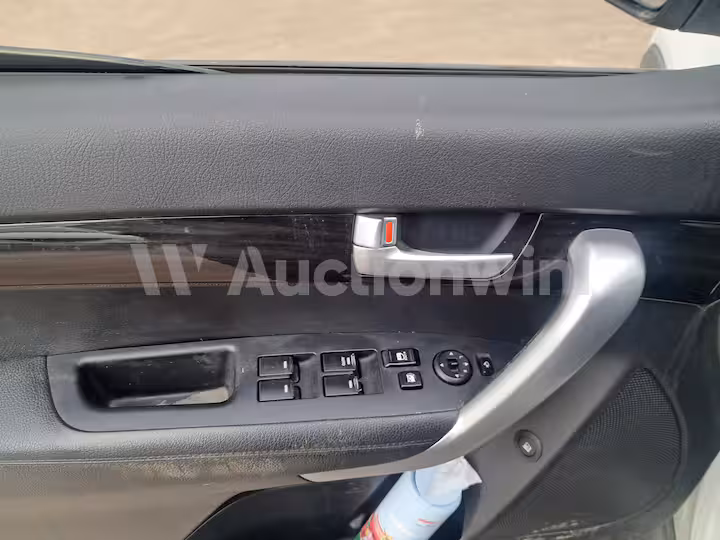 Kia Sorento 2011 — 13