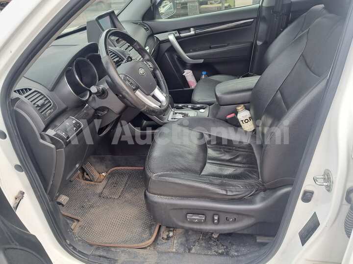 Kia Sorento 2011 — 24