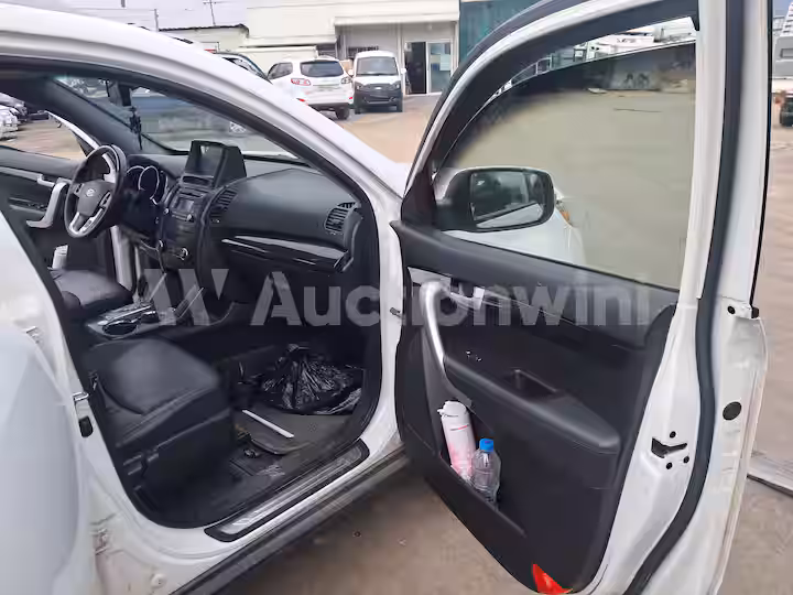 Kia Sorento 2011 — 31
