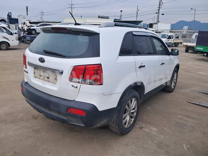 Kia Sorento 2011 — 5