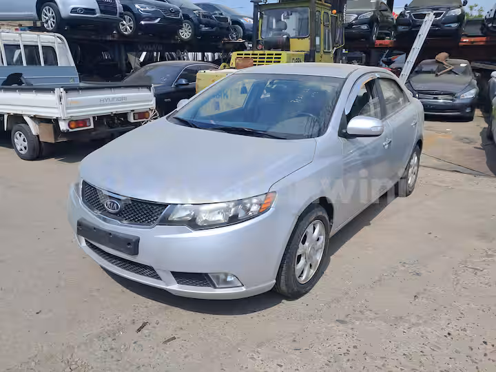 Kia Forte 2010 — 1