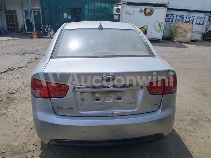 Kia Forte 2010 — 4