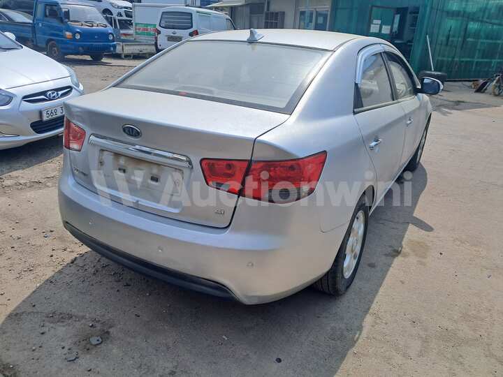 Kia Forte 2010 — 5