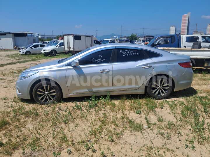 Hyundai Grandeur 2011 — 2