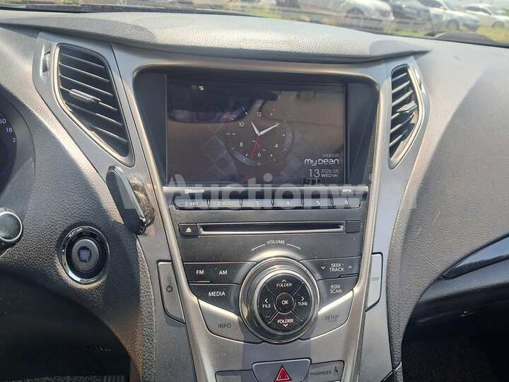 Hyundai Grandeur 2012 — 17