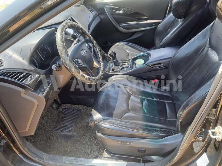 Hyundai Grandeur 2012 — 24