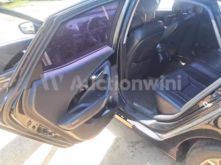 Hyundai Grandeur 2012 — 25