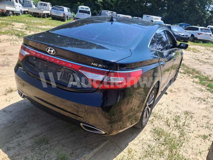 Hyundai Grandeur 2012 — 5