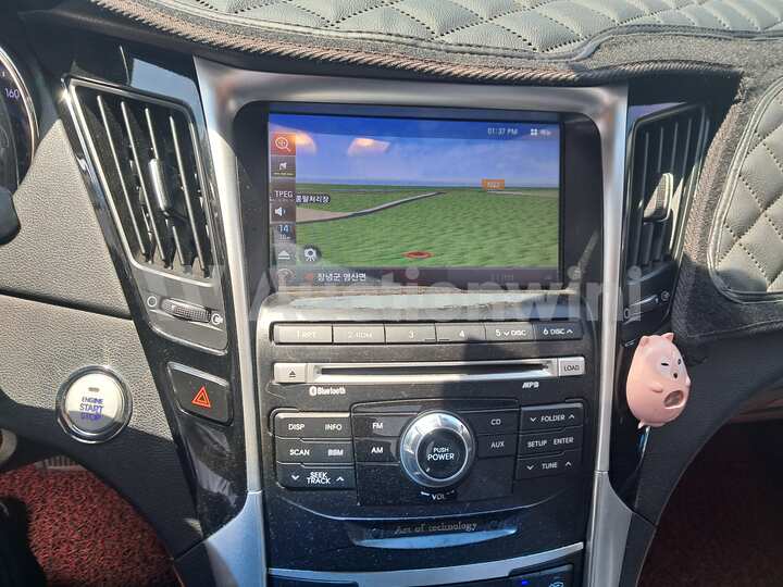 Hyundai Sonata 2010 — 19