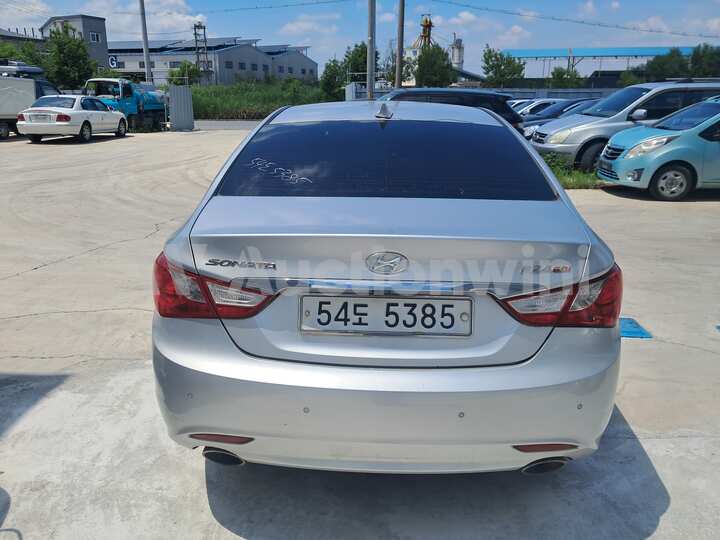 Hyundai Sonata 2010 — 5