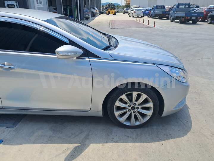 Hyundai Sonata 2010 — 8