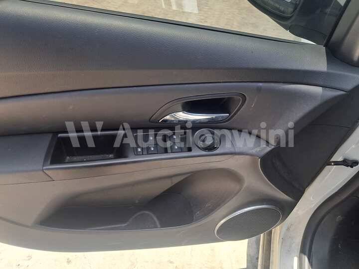 Chevrolet Cruze 2014 — 13