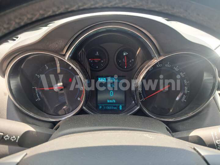 Chevrolet Cruze 2014 — 15