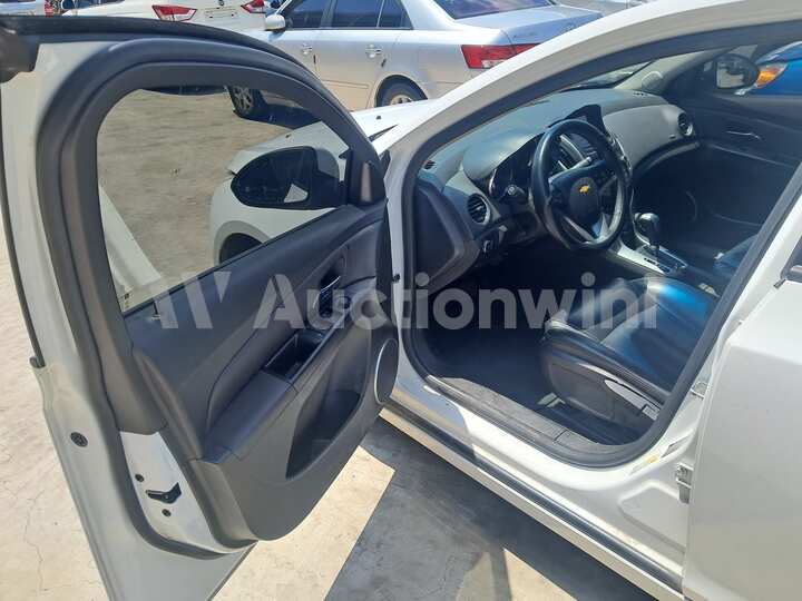 Chevrolet Cruze 2014 — 23