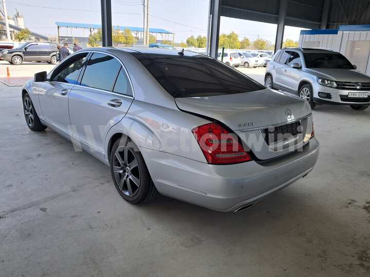 Mercedes Benz S Class 2010 — 3