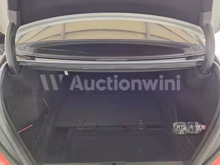 Mercedes Benz S Class 2010 — 37