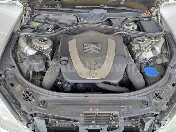 Mercedes Benz S Class 2010 — 44