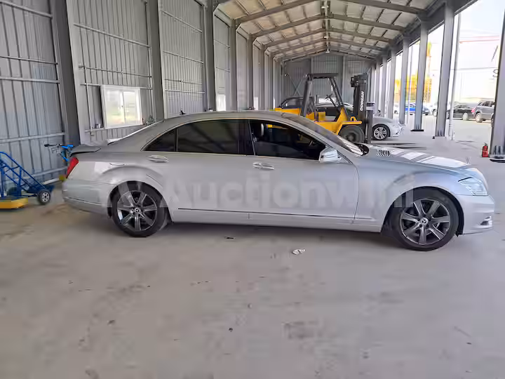 Mercedes Benz S Class 2010 — 6