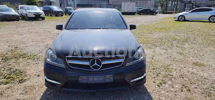 Mercedes Benz C Class 2012 — 2