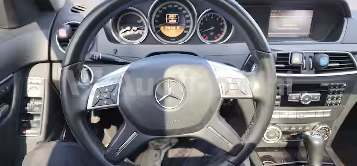 Mercedes Benz C Class 2012 — 18