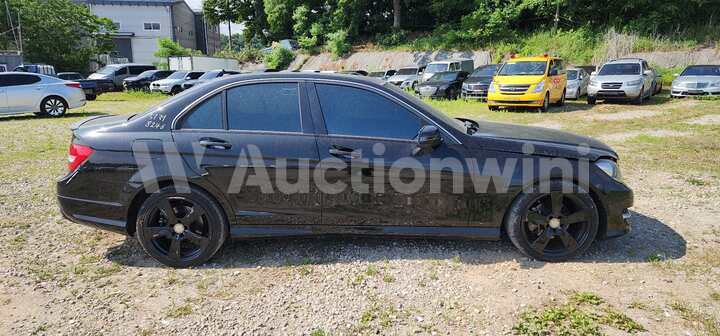 Mercedes Benz C Class 2012 — 4
