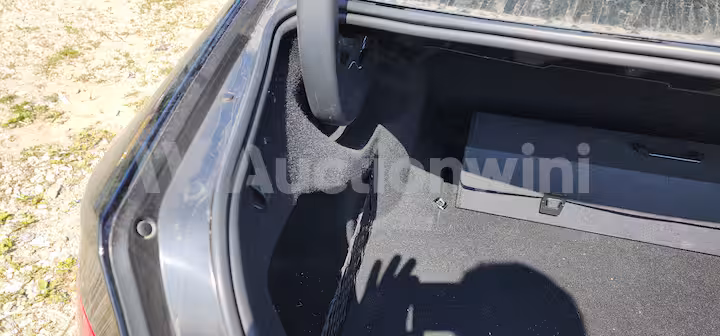 Mercedes Benz C Class 2012 — 32