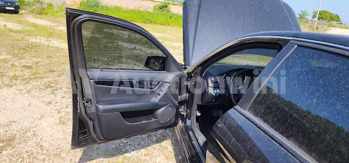 Mercedes Benz C Class 2012 — 39