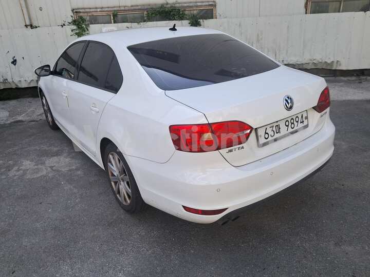 Volkswagen Jetta 2012 — 4