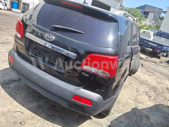 Kia Sorento 2011 — 5