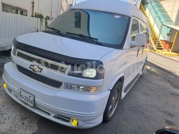 Chevrolet Explorer Van 2008 — 2