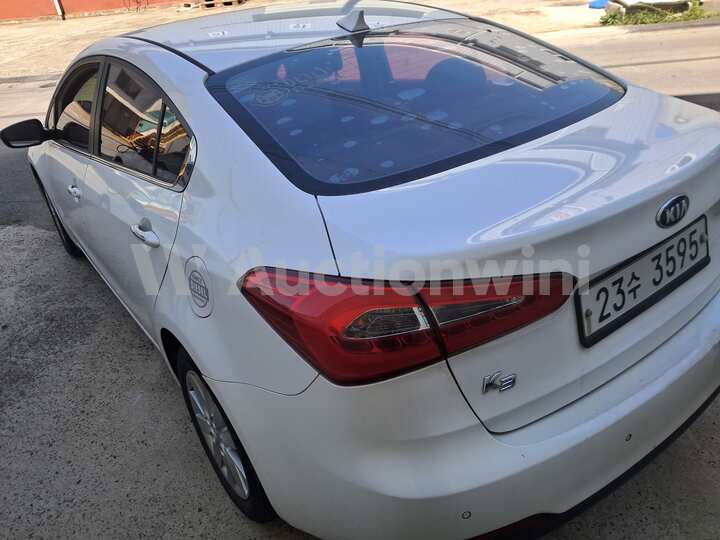 Kia K3 2015 — 5