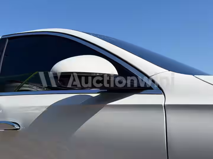 Mercedes Benz E Class 2025 — 18