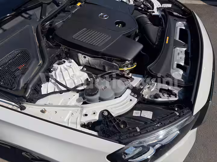 Mercedes Benz E Class 2025 — 22